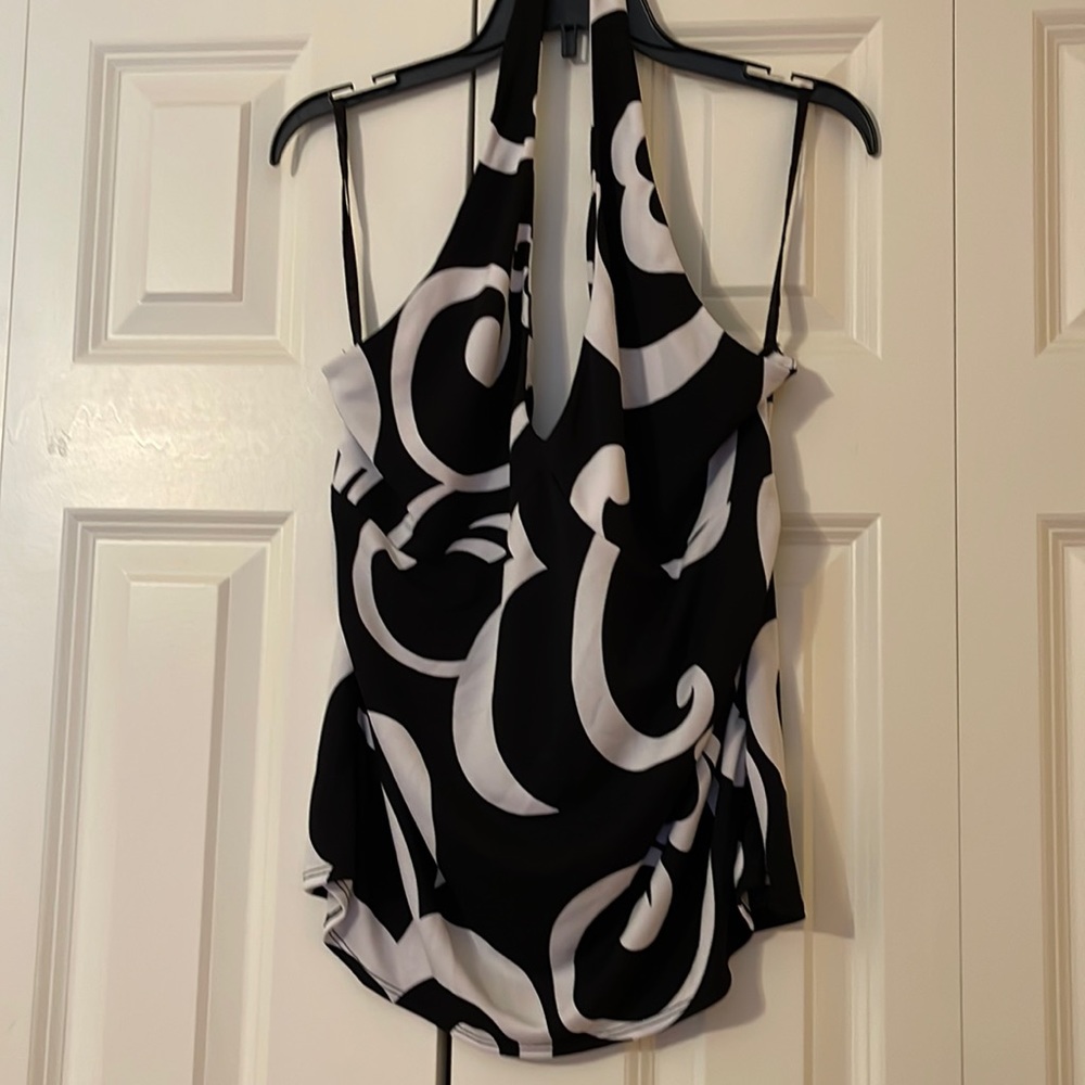 Ladies New York and Company Black/white Holter Blouse